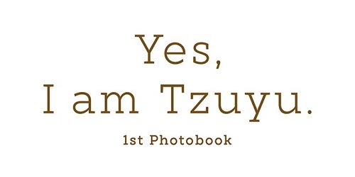 TZUYU - YES, I AM TZUYU. / 1ST PHOTOBOOK [Blue Ver.]