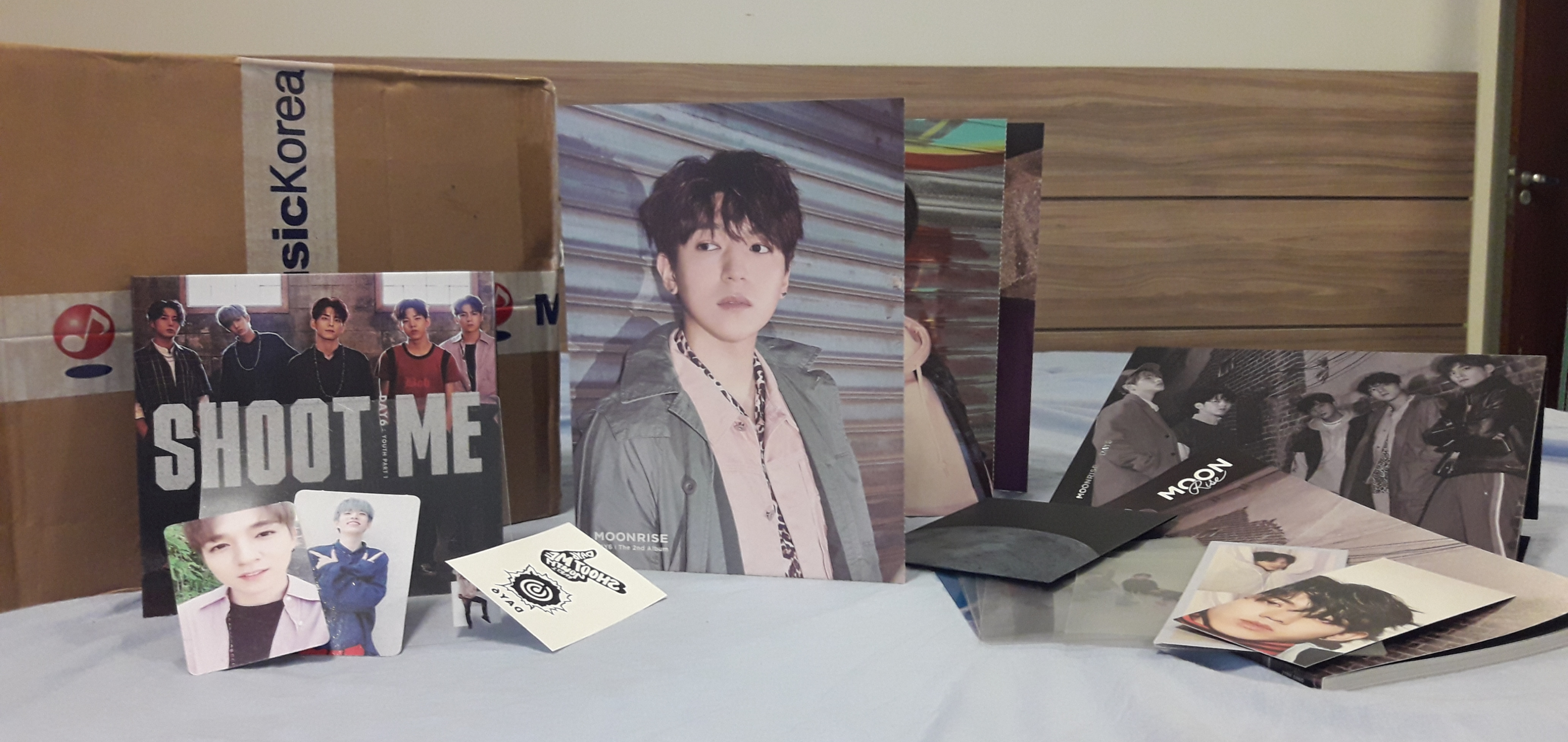 DAY6 Bullet+Trigger ver. SET Shoot Me : Youth Part 1 2CD+2Poster+Free Gift 